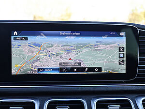 Mercedes-Benz GLE 350 de 4M AMG 14 navigation