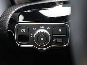 Mercedes-Benz CLA 200 SB d AMG Sport Premium 28 navigation