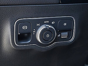 Mercedes-Benz GLA 250 e AMG Line 22 navigation
