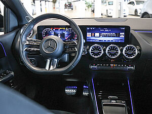 Mercedes-Benz B 250 4M AMG Sport Premium 9 navigation