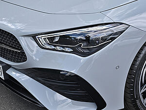 Mercedes-Benz CLA 220 d Coupé AMG Line 28 navigation