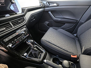 Volkswagen T-Cross Life 1.0 l TSI DSG 16 navigation