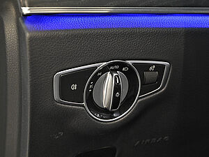 Mercedes-Benz E 200 Cabrio AMG Line 22 navigation