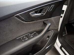 Audi Q8 50 TDI quattro S line 30 navigation