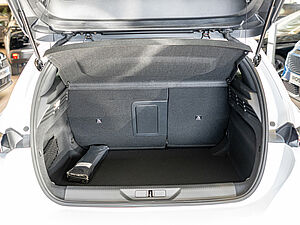 Peugeot 308 Allure HYBRID 136 e-DSC6 20 navigation