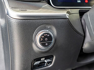Mercedes-Benz C 300 e AMG Sport Advanced 18 navigation