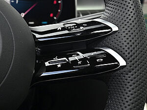 Mercedes-Benz GLC 300 d 4M AMG Line 17 navigation