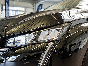 Peugeot 308 SW Allure BlueHDi 130 EAT8 27 navigation