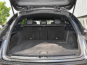 Mercedes-Benz EQC 400 4M 29 navigation