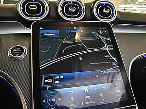 Mercedes-Benz C 180 T Avantgarde Advanced Plus 11 navigation