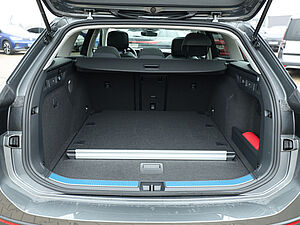 Volkswagen Passat Business 2.0 TDI DSG 33 navigation