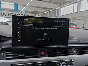 Audi A4 Avant S line 35 TFSI S tronic 27 navigation