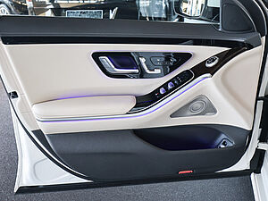 Mercedes-Benz S 400 d 4M 29 navigation