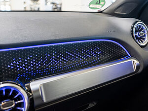 Mercedes-Benz GLB 200 d AMG Sport Advanced Plus 11 navigation