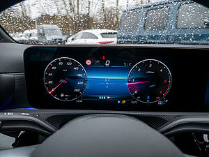 Mercedes-Benz A 200 d AMG Line 14 navigation