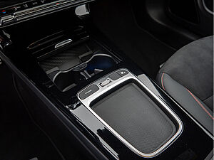 Mercedes-Benz CLA 250 SB e AMG Sport Premium 13 navigation