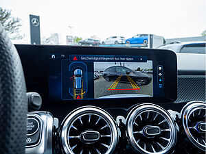 Mercedes-Benz GLB 250 4M AMG Sport Premium 11 navigation
