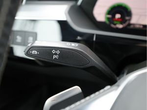 Audi e-tron S quattro 27 navigation