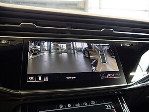 Audi Q8 50 TDI quattro S line 12 navigation