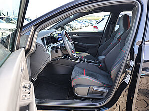 Volkswagen Golf VIII GTI Clubsport DSG 11 navigation
