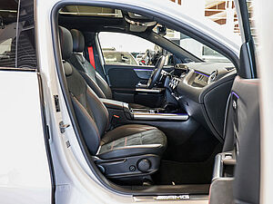 Mercedes-Benz GLA 35 AMG 4M Premium 2 navigation