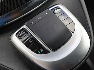 Mercedes-Benz V 220 d EDITION Lang 13 navigation