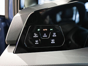 Volkswagen Golf VIII EDITION 50 1.5 eTSI 28 navigation