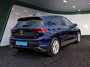 Volkswagen Golf VIII Life 1,5 l eTSI DSG 3 navigation