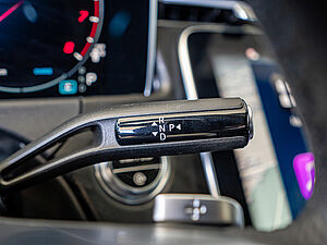 Mercedes-Benz E 200 T AMG Sport Advanced Plus 17 navigation