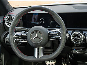 Mercedes-Benz CLA 250 4M Coupé AMG Sport Advanced Plus 9 navigation