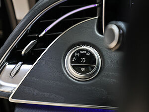 Mercedes-Benz E 220 d Avantgarde Advanced 19" 28 navigation