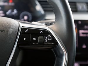 Audi e-tron 55 quattro advanced 22 navigation
