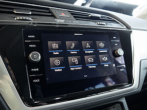 Volkswagen Touran Move 2,0 TDI DSG 15 navigation