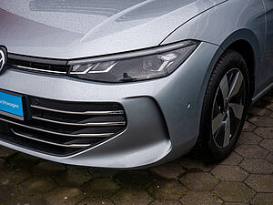 Volkswagen Passat Variant Business 2.0 TDI 29 navigation