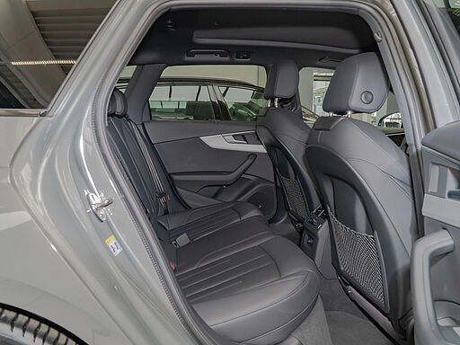 Audi A4 Avant S line 35 TFSI S tronic 4