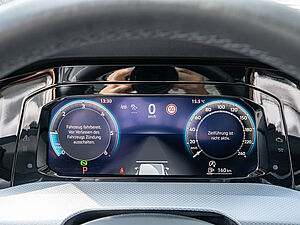 Volkswagen Golf VIII Variant Goal 2,0 l TDI DSG 15 navigation