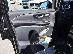 Mercedes-Benz V 300 d AVANTGARDE Extralang 29 navigation