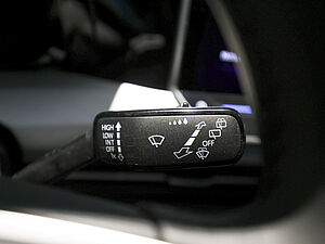 Volkswagen Golf VIII Variant 1.5 TSI Life 30 navigation