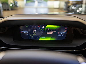 Peugeot 308 SW GT HYBRID 136 e-DSC6 12 navigation