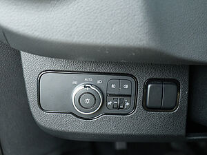 Mercedes-Benz Sprinter 317 CDI Behindertentransport Tourer L2H2 27 navigation