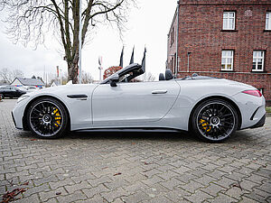 Mercedes-Benz SL 63 AMG 4M+ 6 navigation