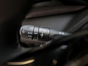 Peugeot 308 SW Allure PureTech 130 29 navigation