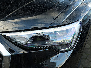 Audi Q3 S line 35 TDI quattro 38 navigation