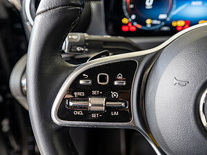 Mercedes-Benz CLA 250 e Progressive 15 navigation