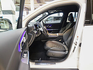 Mercedes-Benz GLC 220 d 4M Edition AMG Line 9 navigation