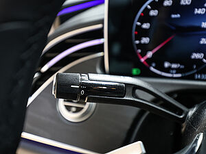 Mercedes-Benz E 220 d Avantgarde Advanced 19" 27 navigation