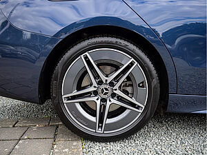 Mercedes-Benz C 300 AMG Sport Advanced Plus 5 navigation