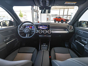 Mercedes-Benz EQB 300 4M ElectricArt Advanced Plus 5 navigation