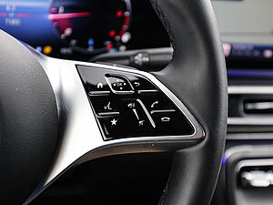 Mercedes-Benz V 300 d AVANTGARDE Extralang 18 navigation