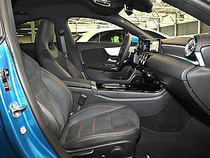 Mercedes-Benz CLA 250 4M Coupé AMG Sport Advanced Plus 3 navigation